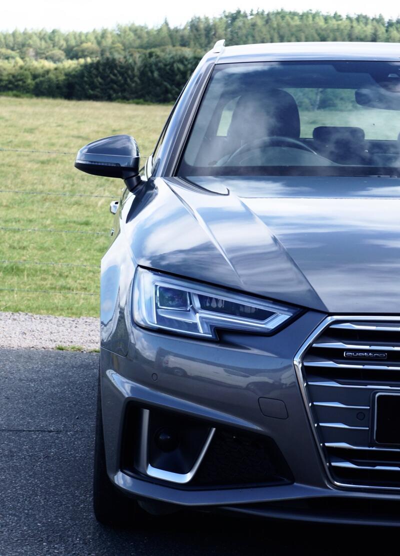 AUDI A4 AVANT