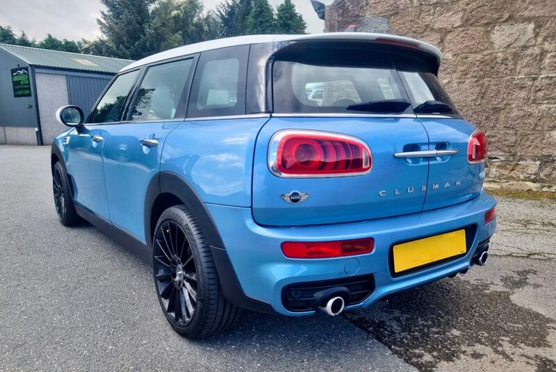 MINI CLUBMAN