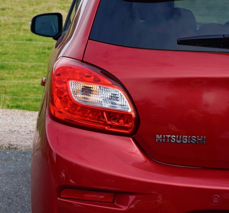 MITSUBISHI MIRAGE