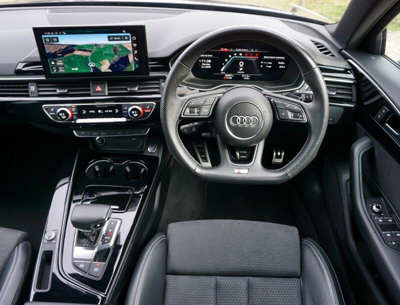 AUDI A4 AVANT