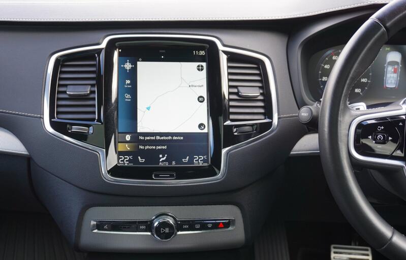 VOLVO XC90