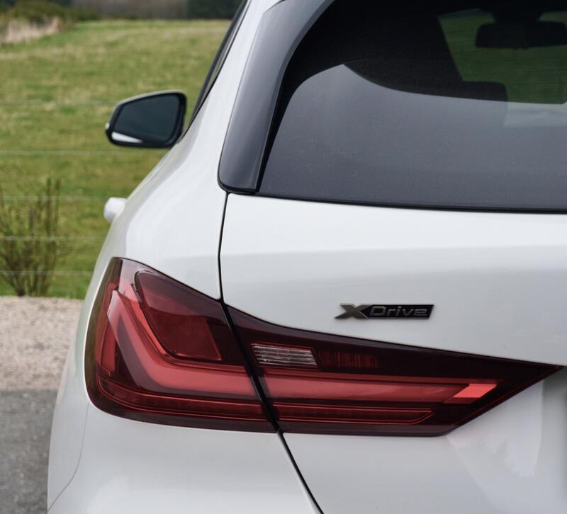 BMW 1 SERIES
