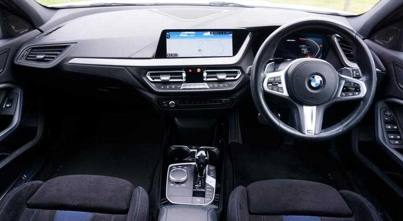 BMW 1 SERIES