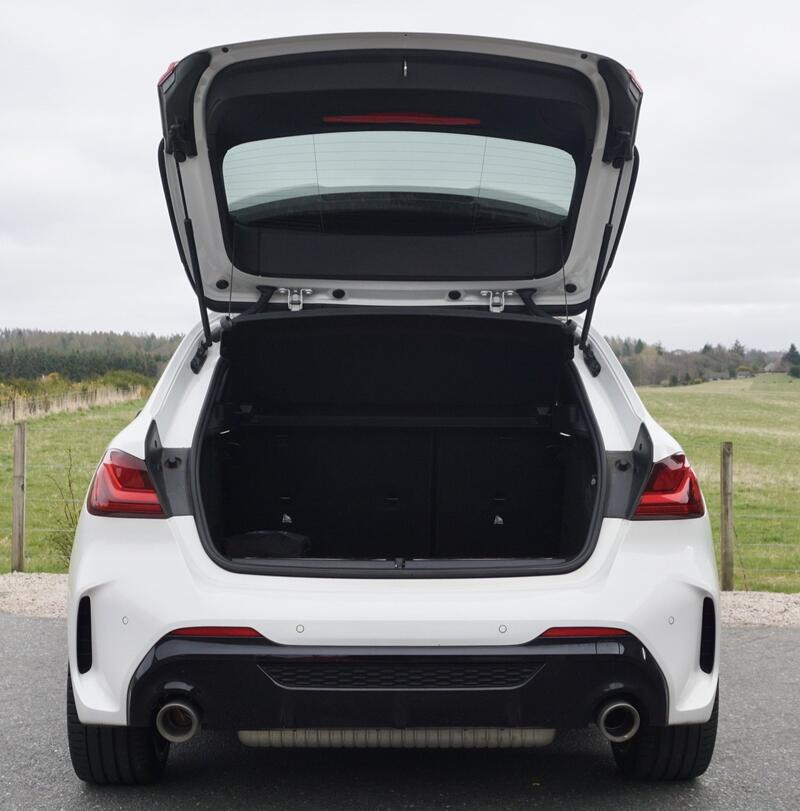 BMW 1 SERIES
