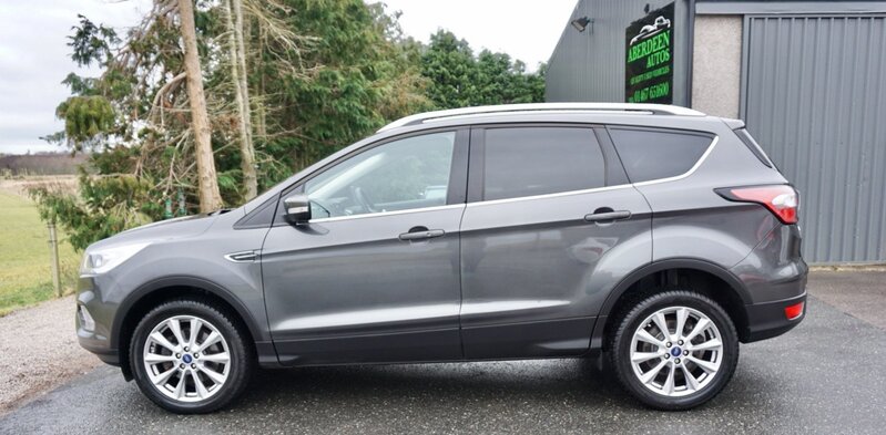 FORD KUGA