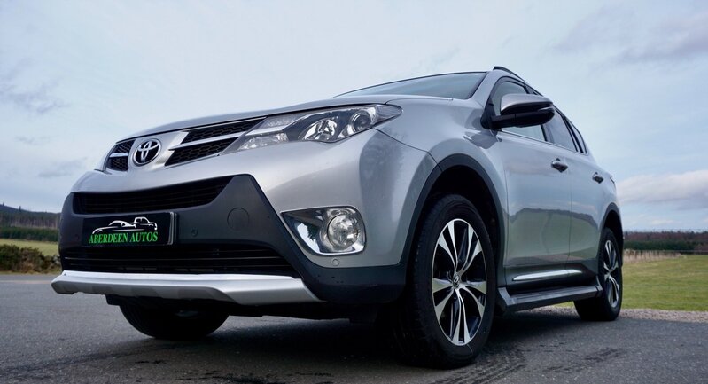 TOYOTA RAV4