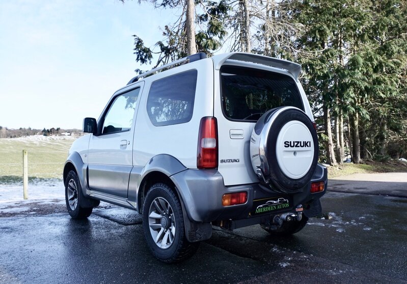 SUZUKI JIMNY