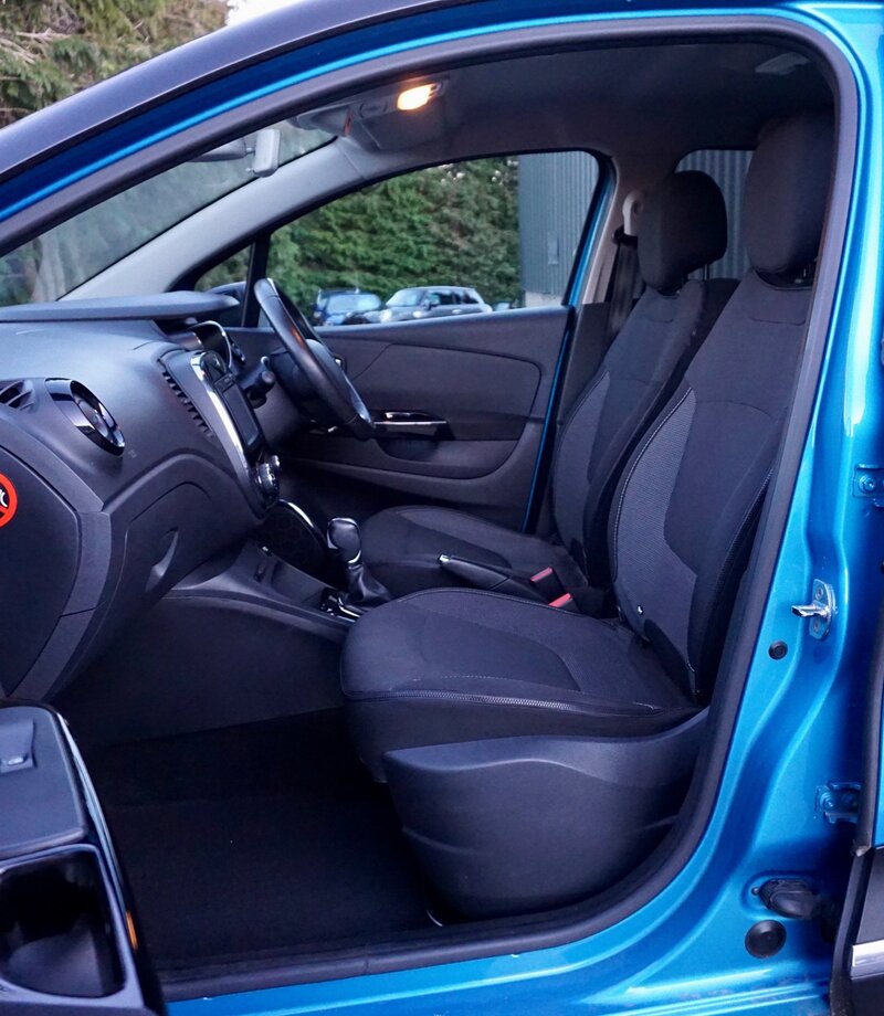 RENAULT CAPTUR